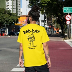 Camiseta BAD DAY - Imagen 1
