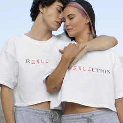 Camiseta crop unisex REVOLUTION - Imagen 1